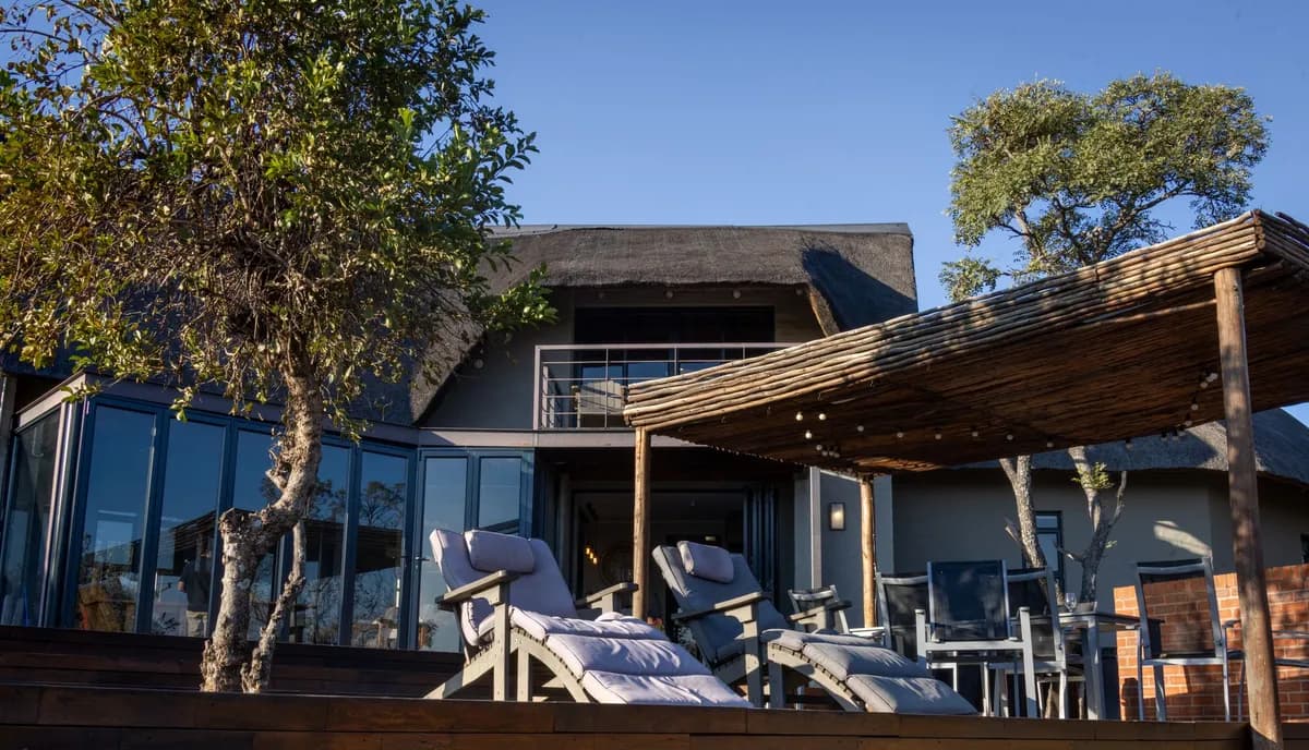 Bush retreat villa in Kenya