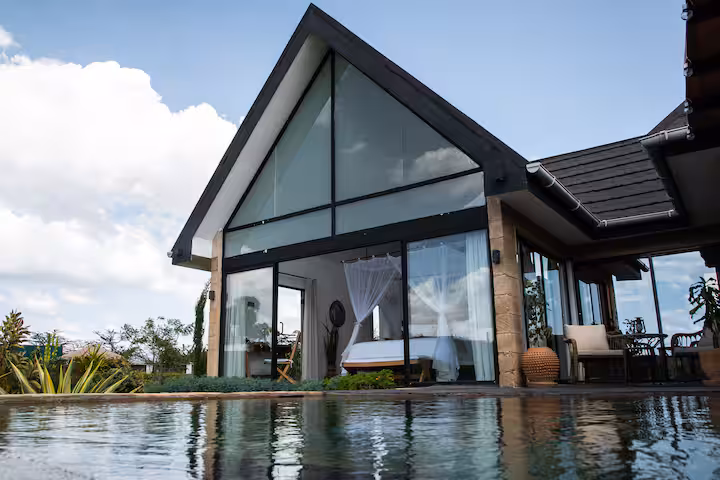 Faru House, Nakuru – Bush/Forest Escapes by Perfect Strangers Safaris Homes